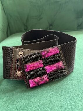 Stretch Waist Belt with Pink Beaded Accent